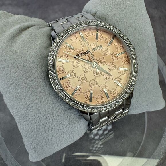 Michael Kors Runway Mk Silver Watch MK3373 - Picture 2 of 8